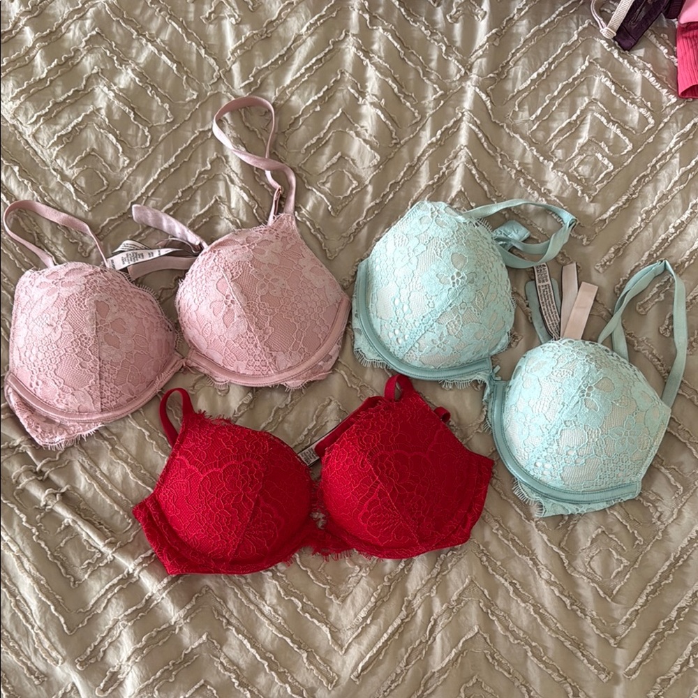 Victoria's Secret Pink and Red T-Shirt Bras Intimates